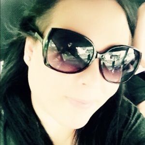 Meet your Posher, Bridget